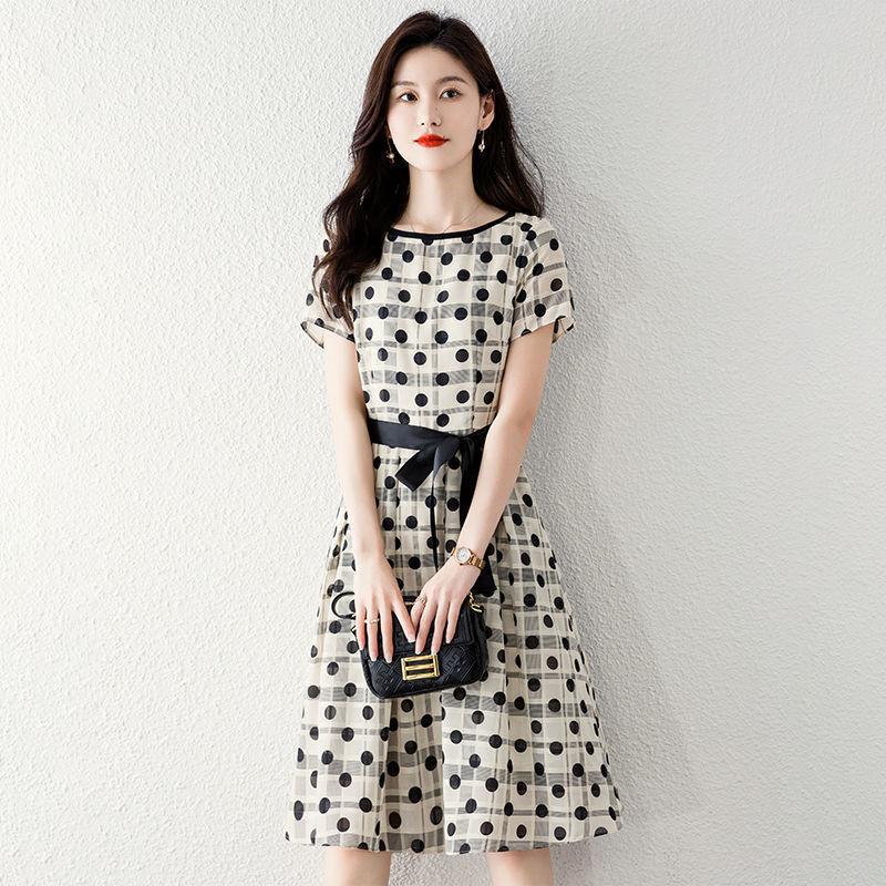 Летнее платье-рубашка из ледяного шелкового крепа с бантом для женщин, обновленное, с короткими рукавами, с акцентом на талии, чтобы сделать фигуру стройнее, в стиле для работы