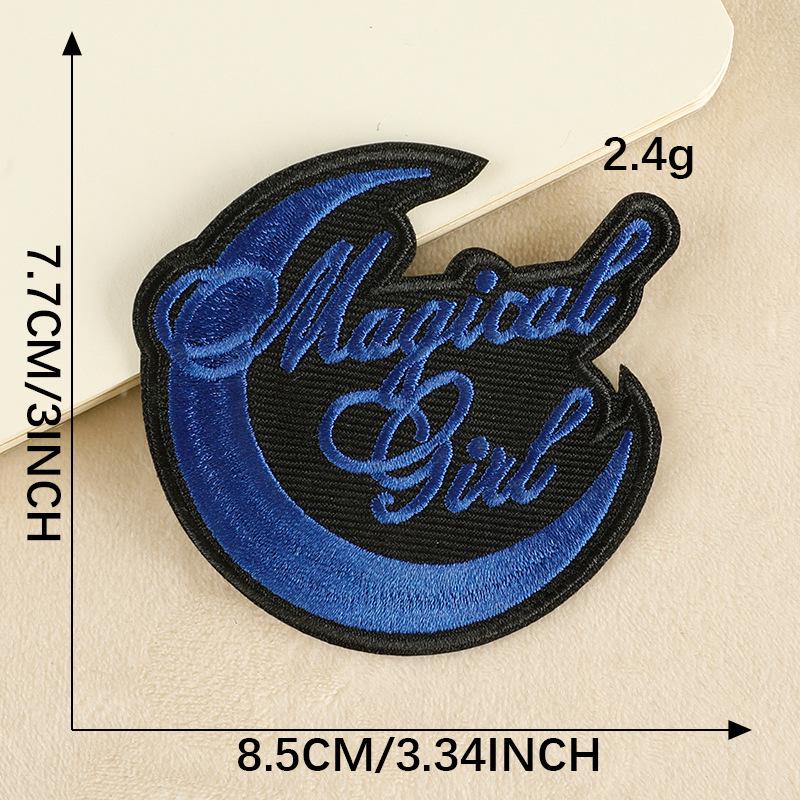 Нашивки с вышитым алфавитом своими руками: Аксессуары для одежды и багажа