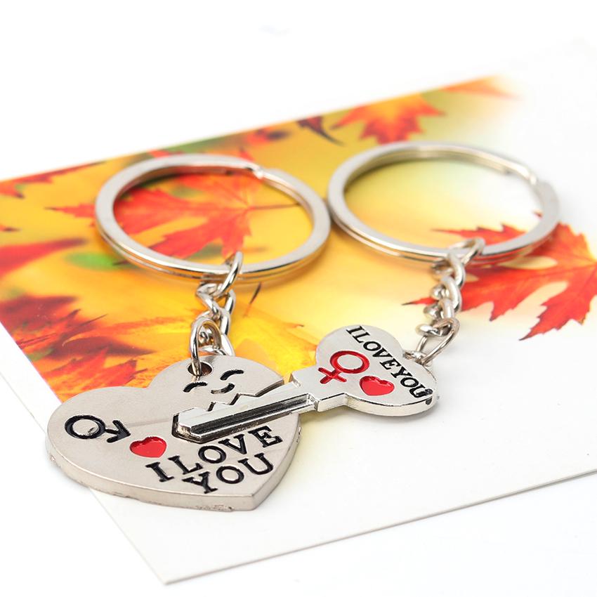 Романтические парные брелоки для влюблённых