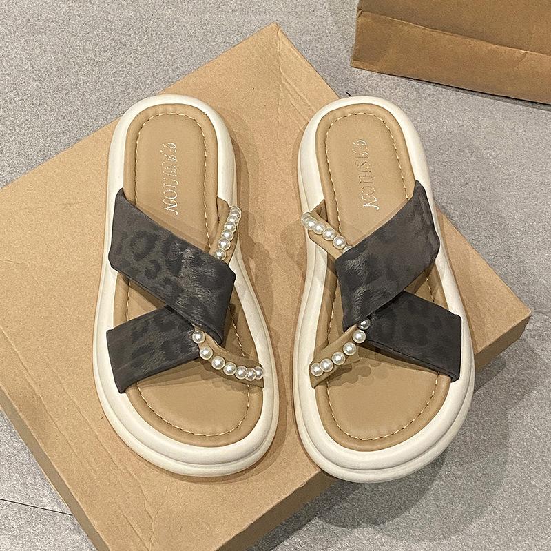 Модные пляжные туфли Домашние тапочки Тапочки на платформе Женские шлепанцы Сабо Натуральная кожа 2025 Женская обувь из натуральной кожи Женские тапочки