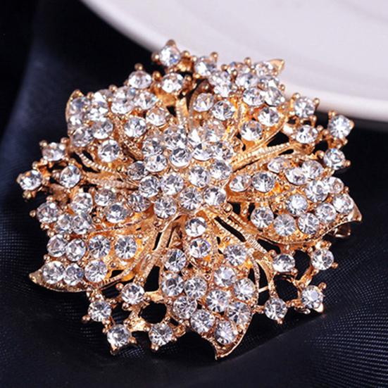 Brooch Pin Anti-rust Silver Plated Brooch Rhinestone Round Blossom Flower Breastpin for Dating Wedding Party