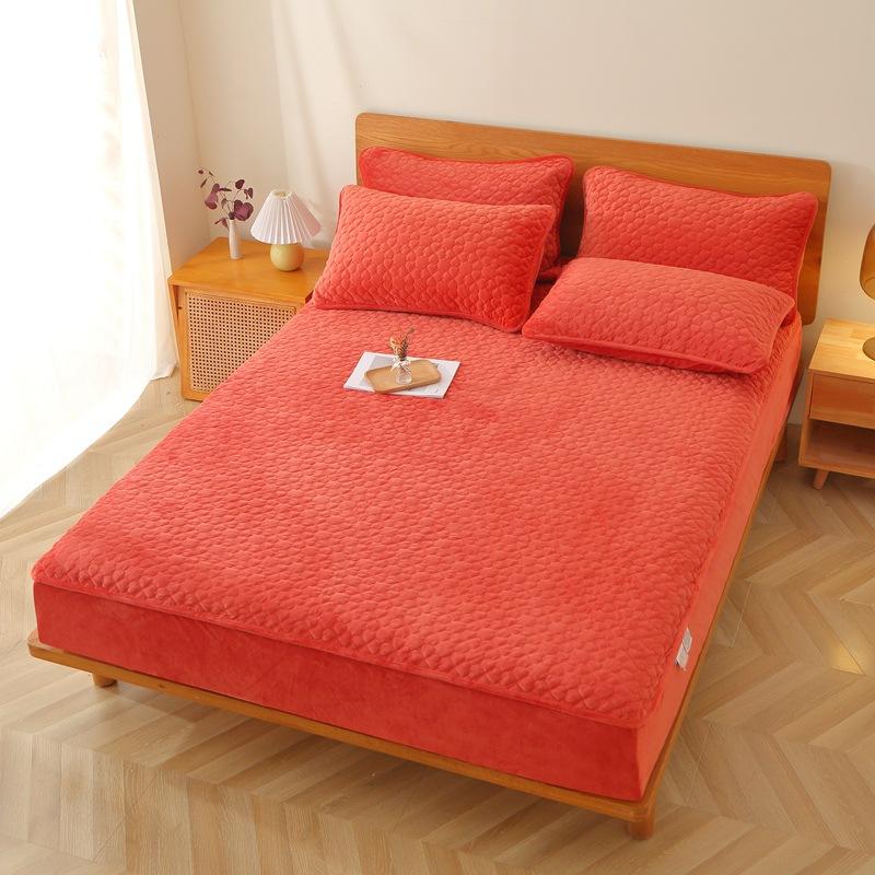 Spring Bedspread Milk Flannel Sheet 4-piece Thickened Bedding Mattress Cover Mattresses