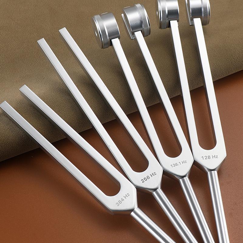 Набор камертонов из алюминиевого сплава из четырех частей: 128 Гц, 136,1 Гц, 256 Гц, 384 Гц для Йоги