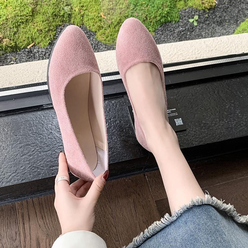 Весенние и осенние замшевые туфли с острым носком, туфли на плоской подошве цвета конфет