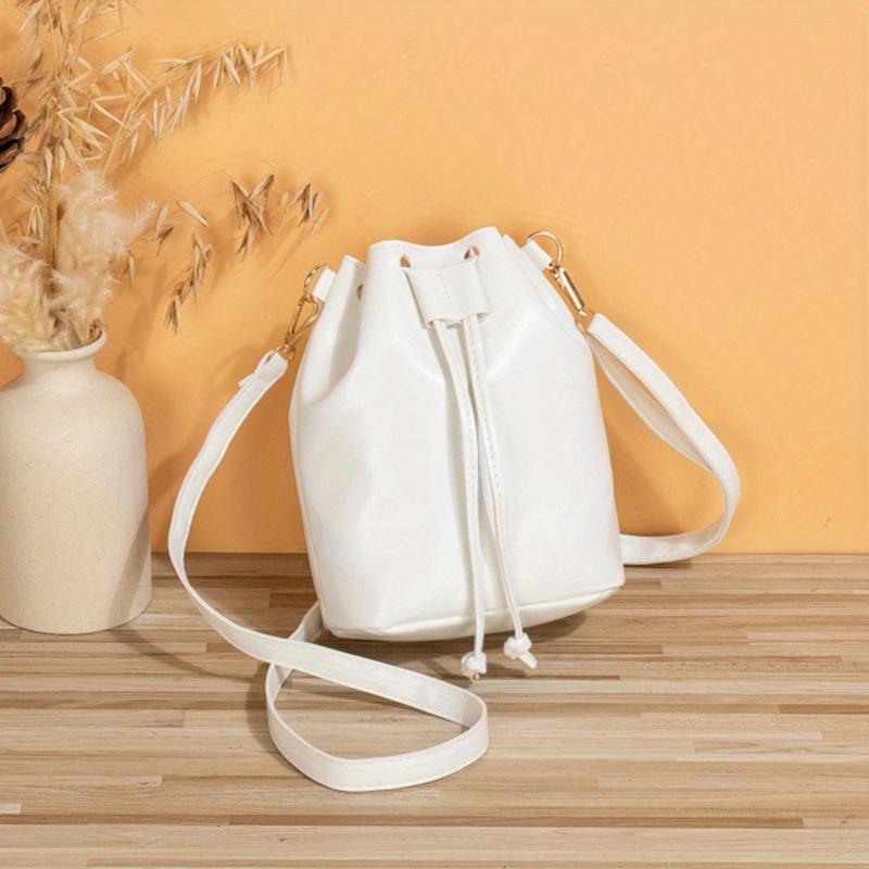 Chic Minimalist Solid Color Large Capacity Crossbody Drawstring Bucket Bag for Women, Available In Sky Blue/White/Black