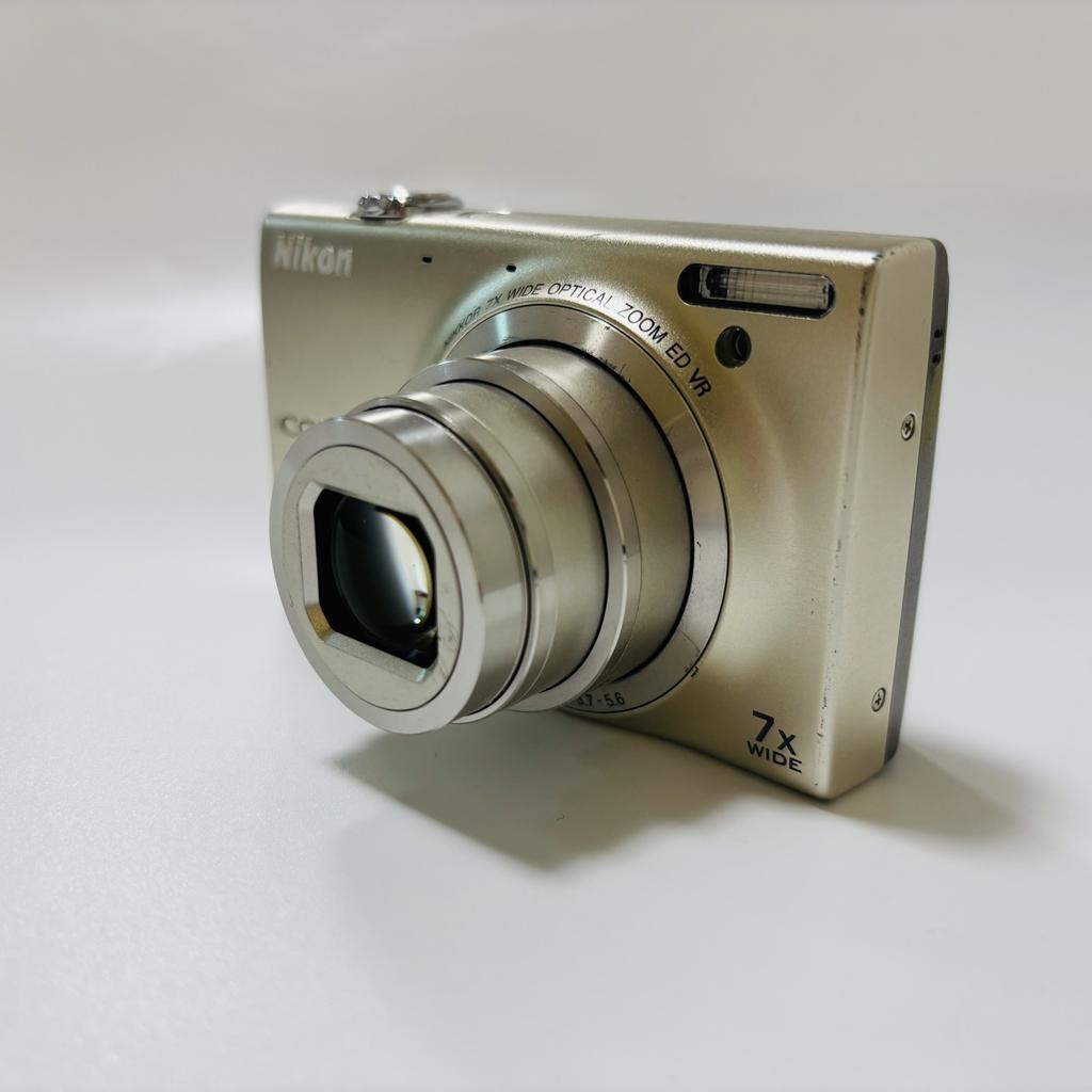 [Used] Nikon COOLPIX S6100 16.0MP Digital Camera Silver 7x Zoom From JAPAN