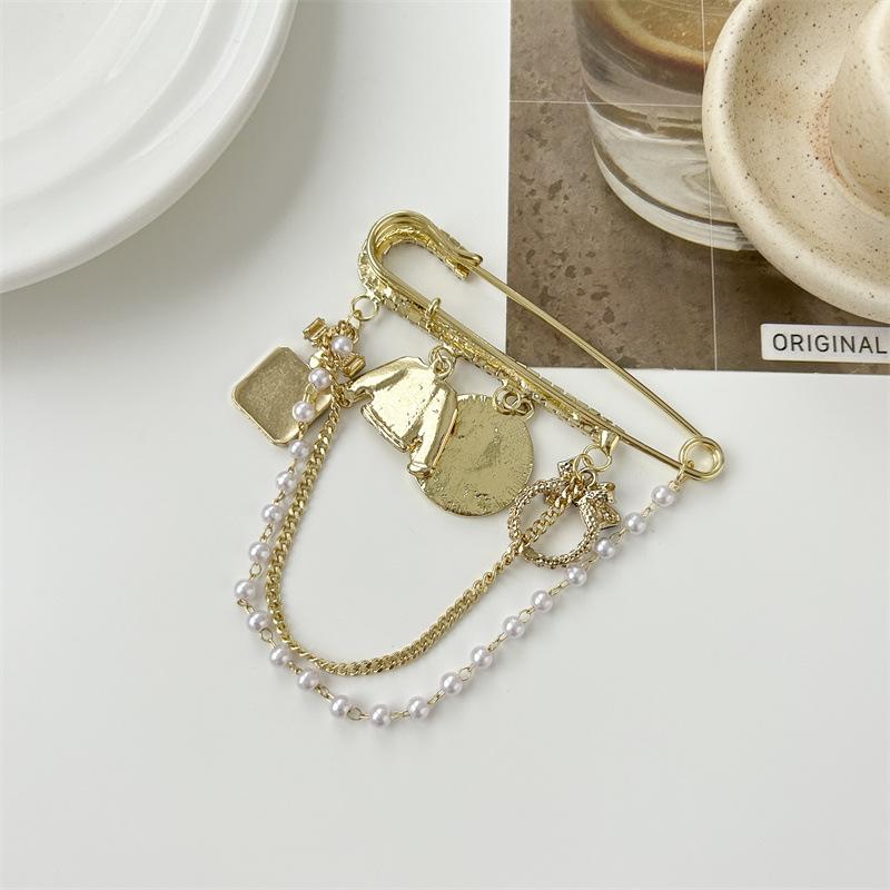 Camellia Pearl Flower Brooches For Women'S Clothing Brooch Gift For Girl Friend Accessories For Jewelry