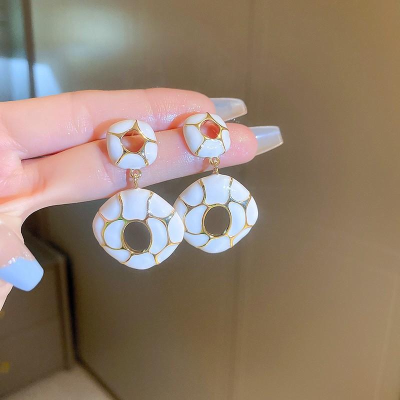 Серьги Love с геометрическим рисунком, простые серьги с цветами, модные серьги с темпераментом, элитные серьги, подарки