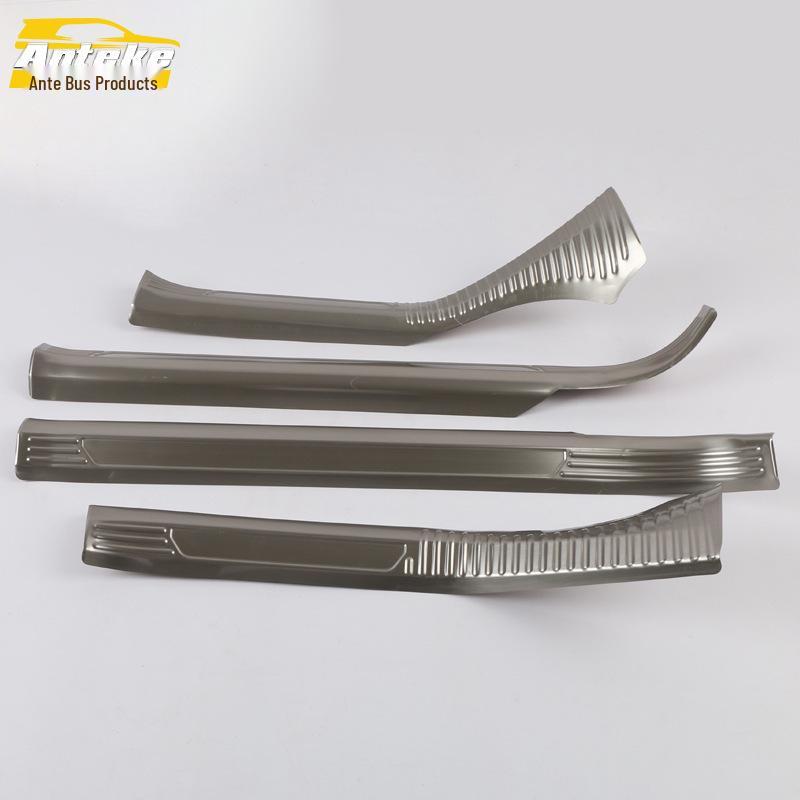 Защитные накладки на пороги и бампер T-Roc для моделей 18+