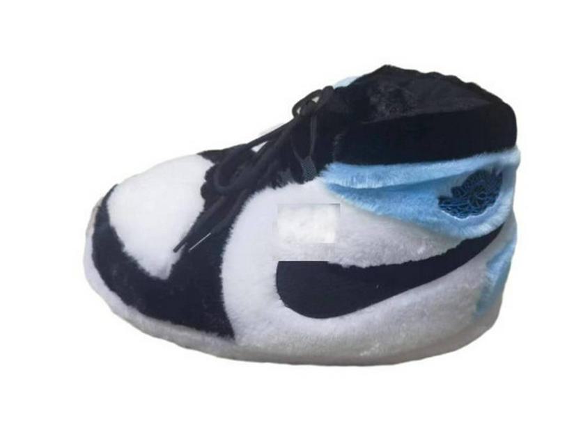 «Кокосовые тапочки AJ1, вдохновленные Douyin»: «Ретро хлопковая домашняя обувь для пар»