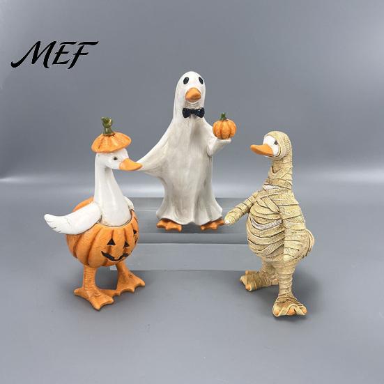 Creative Holiday Props Halloween Figurines Table Decor, Cute Ghost Duck Ornament, Resin Statue Spooky Desk Decor Figurine for Centerpiece Shelf
