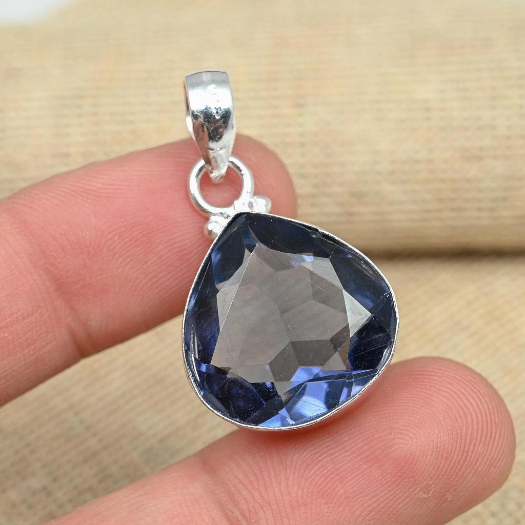 Beautiful Tanzanite Gemstone 925 Sterling Silver Pendant Handmade Jewelry Gift For Women