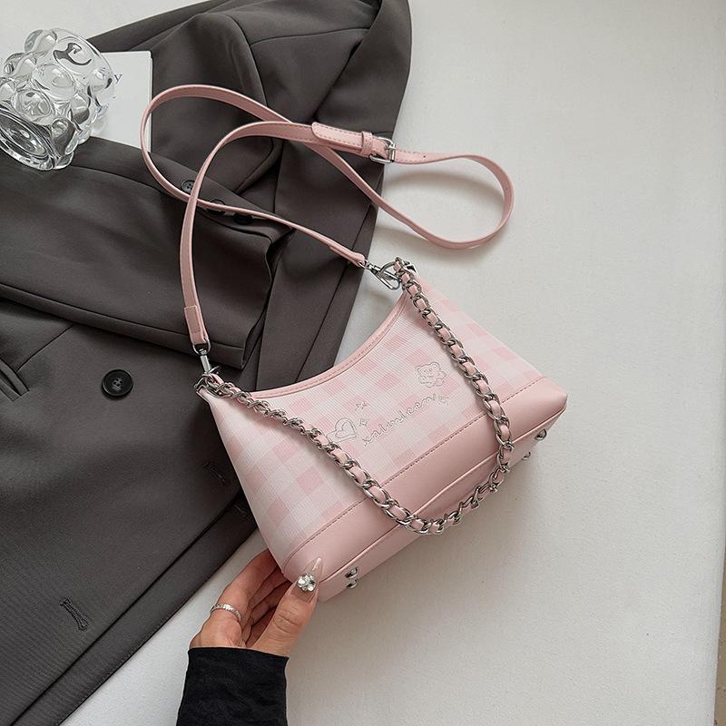 Премиальная маленькая сумка в иностранном стиле женская 2025 новая летняя универсальная на плечо под мышку сумка для通勤 супер огонь сумка-ведро