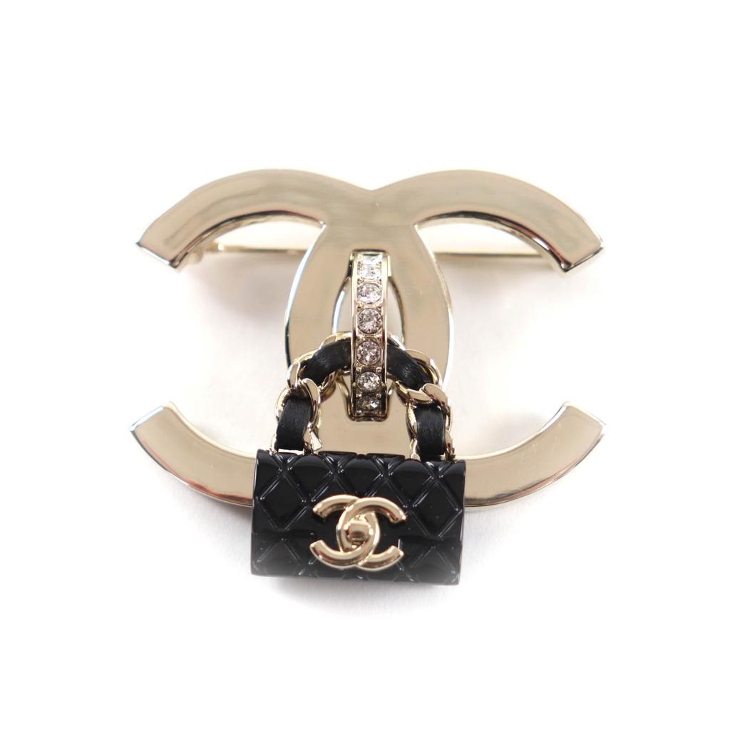 Great CHANEL Brooch COCO Mark bag gold Women B23C Used