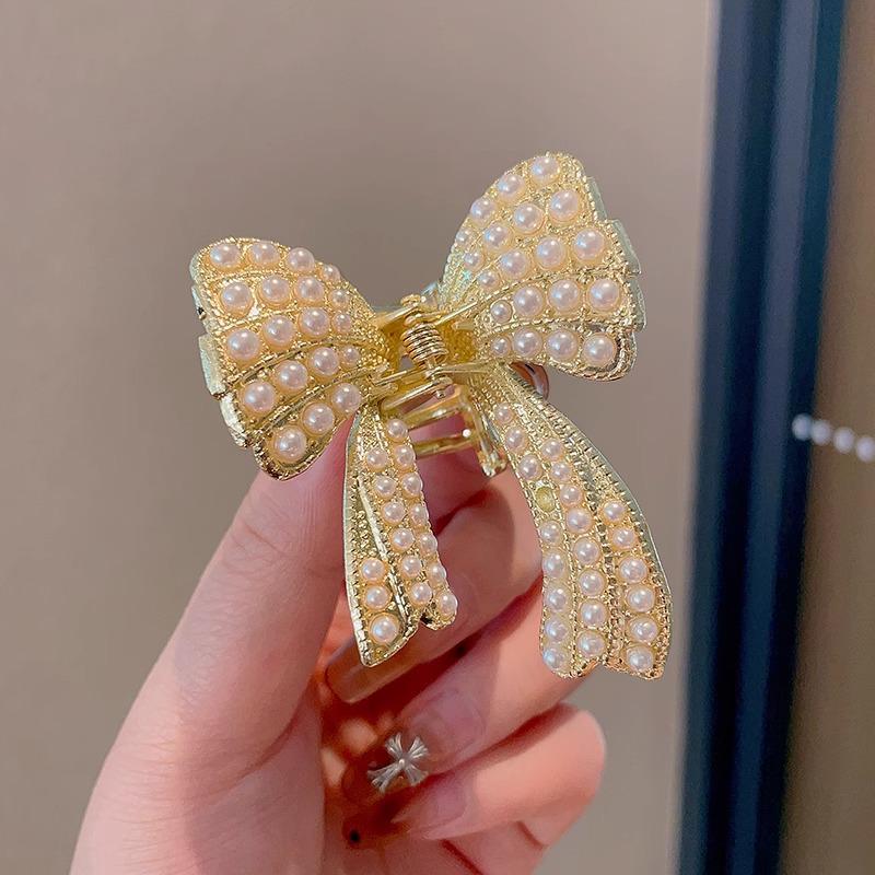 2025 Жемчужная заколка-краб для волос для женщин - Элегантный осенне-зимний аксессуар для волос для челки и боковых укладок