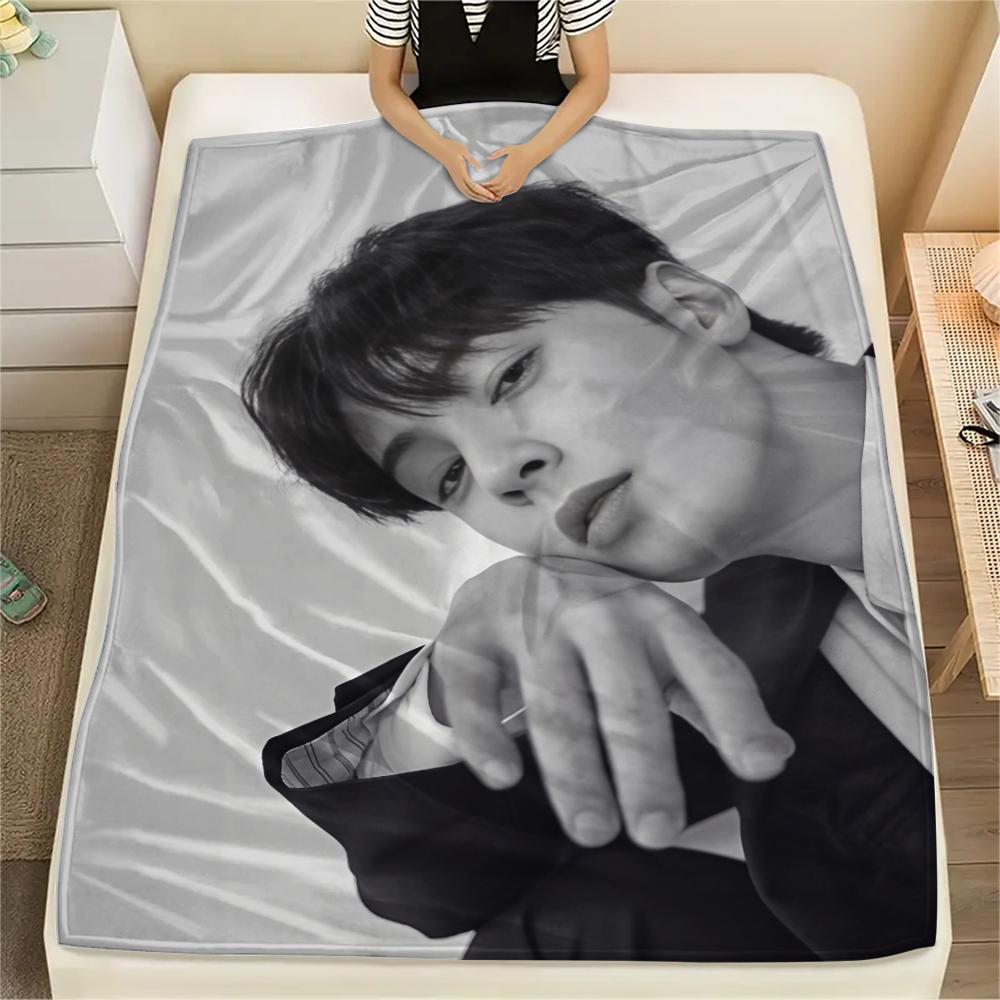 1 шт. Фланелевое одеяло с принтом Ча Ыну, Высокое качество, Для всех сезонов, Декор для дома, Тепло и уют, Идеально для рождественских подарков