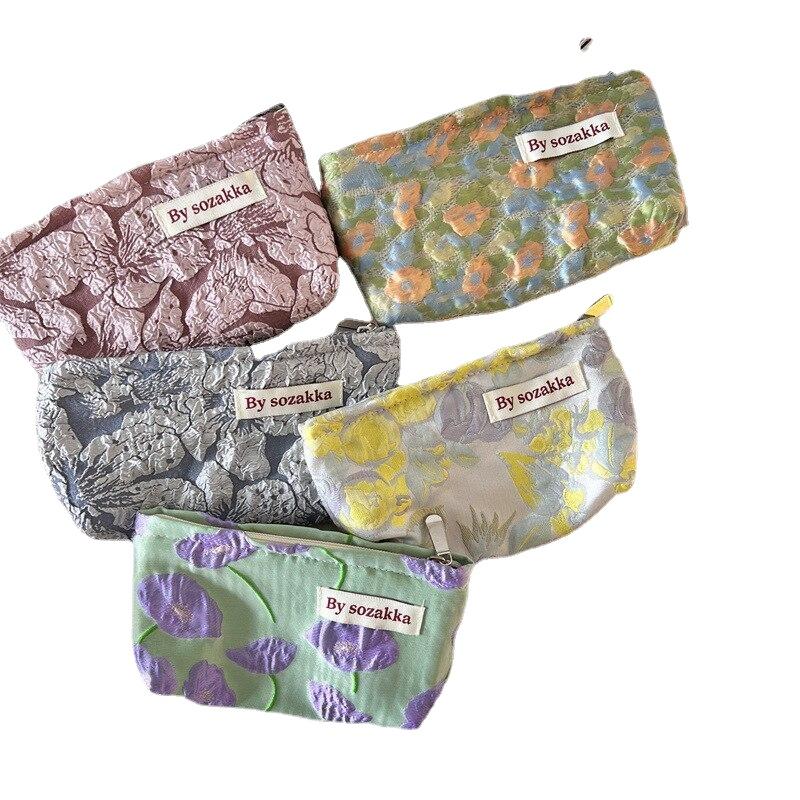 French Embossed Flower Cosmetic Bags Large Capacity Traveling Portable Storage Bags Girl's Casual Makeup Case Phone Hand Bags