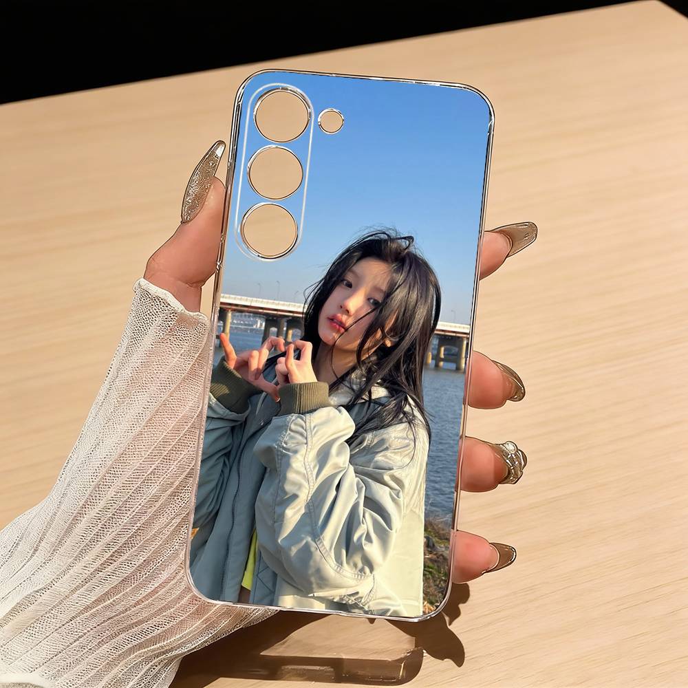 W-Wonhee Lee Won Hee Phone Case For Samsung S25,S24,S21,S22,S23,S30,Ultra,S20,Plus,Fe,Lite Transparent Cover