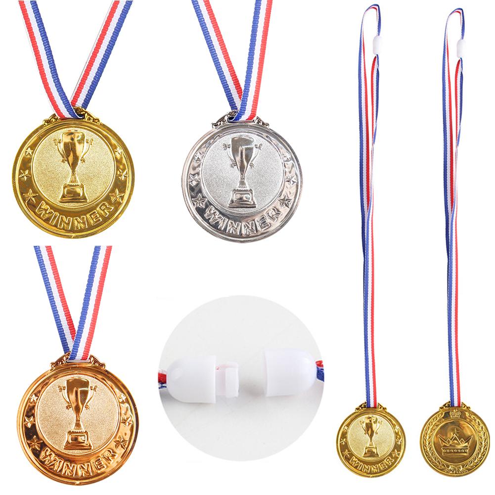 2.55 дюйма Медаль Приз за Футбольное Соревнование Сувенирный Подарок Золотая Пластиковая Медаль Победителя Золотая Серебряная Бронзовая Награда за Соревнования Вечеринка