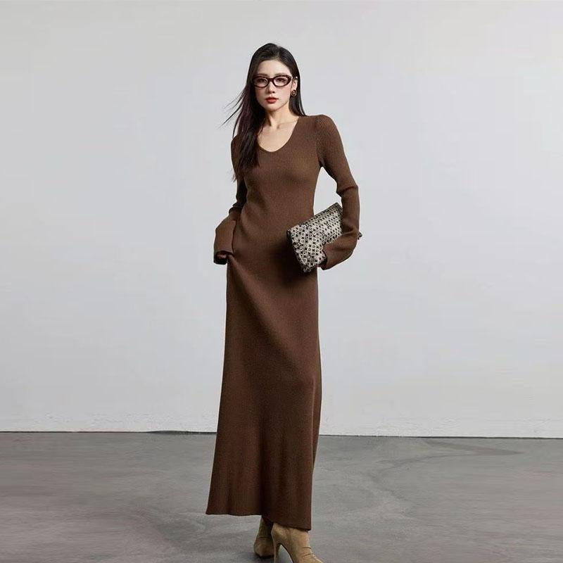 Осенний пуловер, однотонное трикотажное платье с V-образным вырезом и полосками для женщин на осень и зиму, удлиненная юбка на талии и бедрах