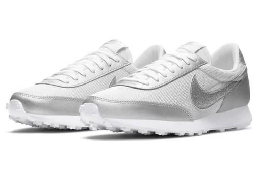 Nike Women's Daybreak Metallic Silver DH4263-100