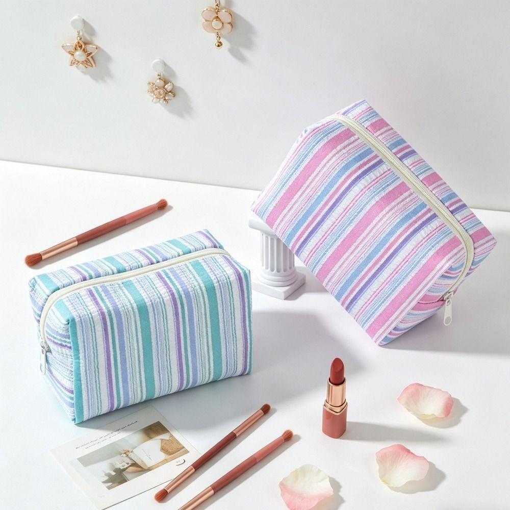 Striped Design Cosmetic Bag Lightweight Travel Skincare Bag Striped Makeup Pouch Girls