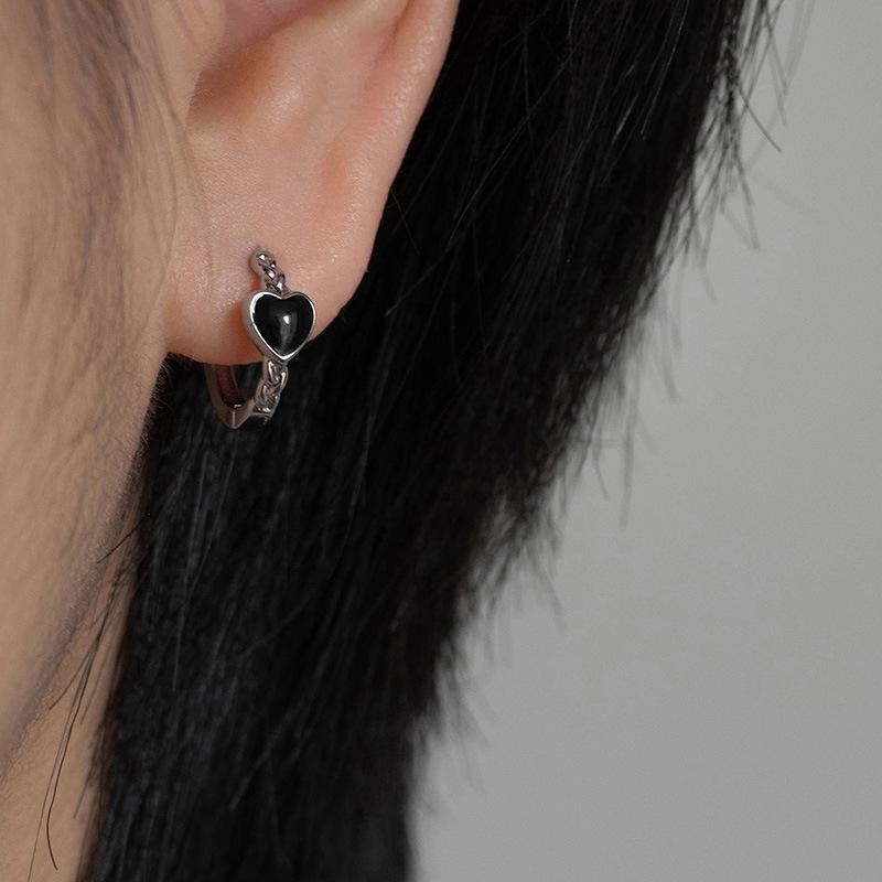 Серьги «Любовь» из стерлингового серебра 925 пробы, черные женские серьги с пряжкой в ​​форме сердца в форме сердца, холодный ветер