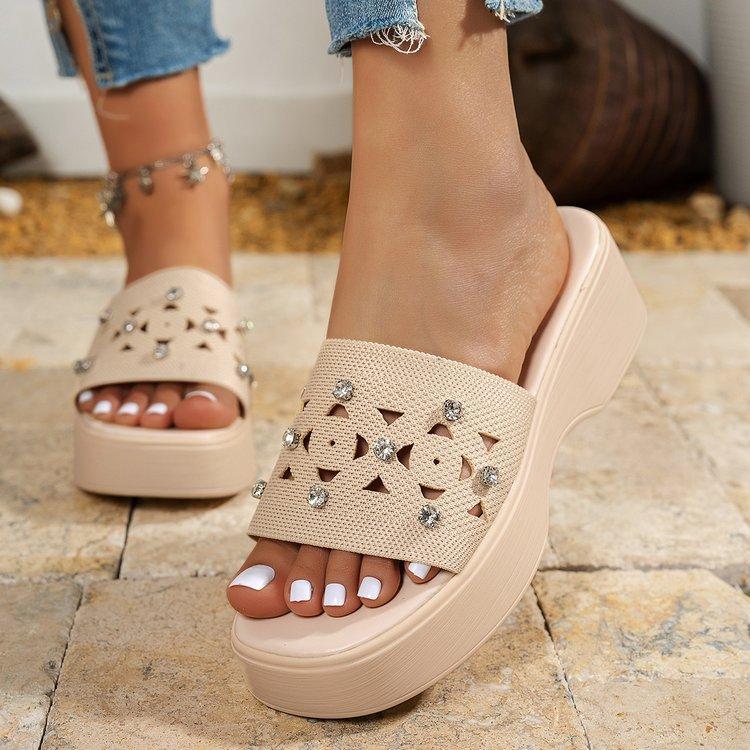 Обувь на толстой подошве Шлепанцы на одно плечо Губчатые сандалии Повседневные шлепанцы с перфорацией