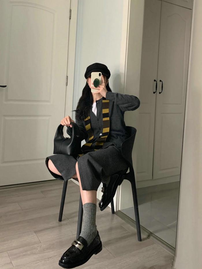 2024 Striped Color-Match Knit Scarf: Versatile, Stylish Accessory for Men & Women