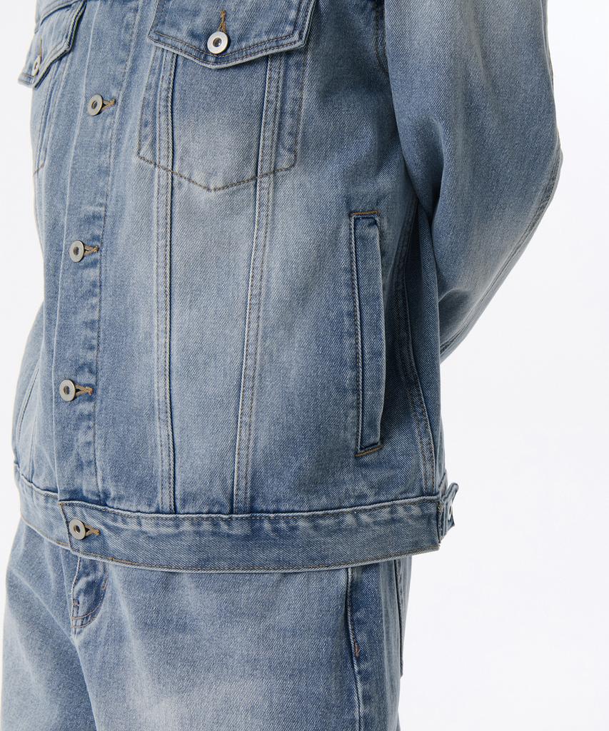 Musinsa Standard Big Brush Relaxed Denim Trucker Jacket [Light Indigo]