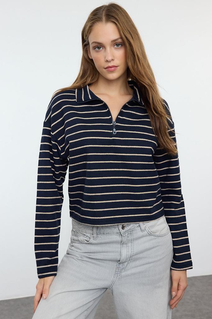 Women's Fashionable Stylish Sweatshirt Black Thessaloniki Knitwear Look Zipper Collar Regular Normal Fit Knitted Sweatshirt