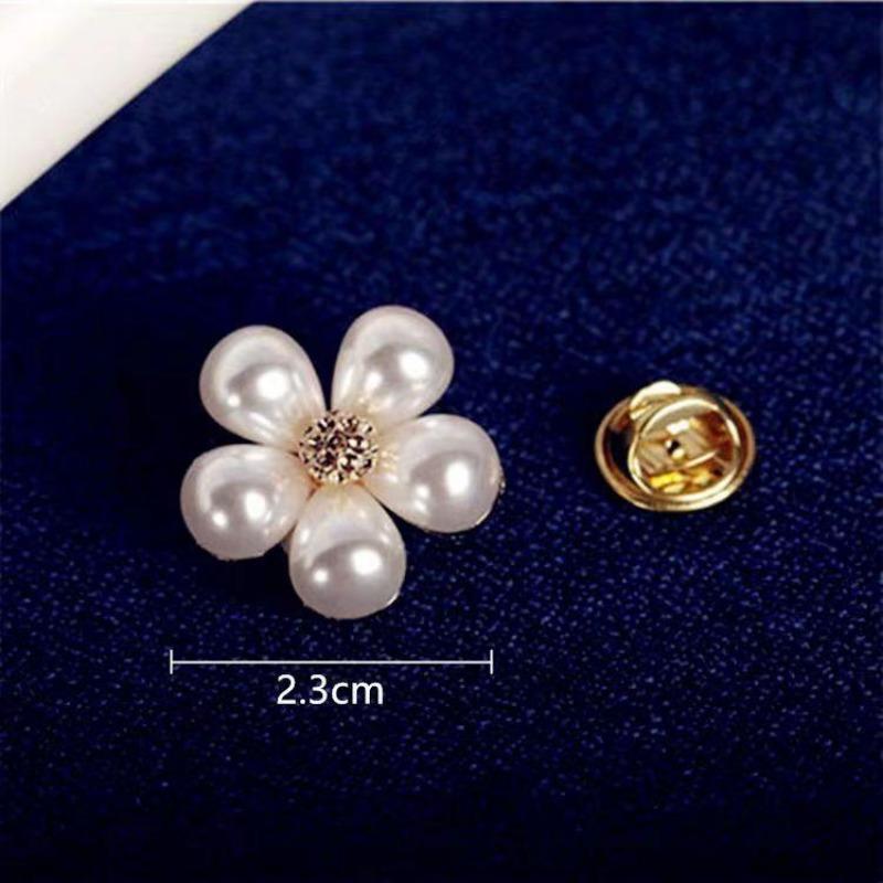 Brooch High-End Sense Niche High-End Women'S Silk Scarf Buckle Alloy Corsage Small Fragrant Wind Pearl Rhinestone High-End