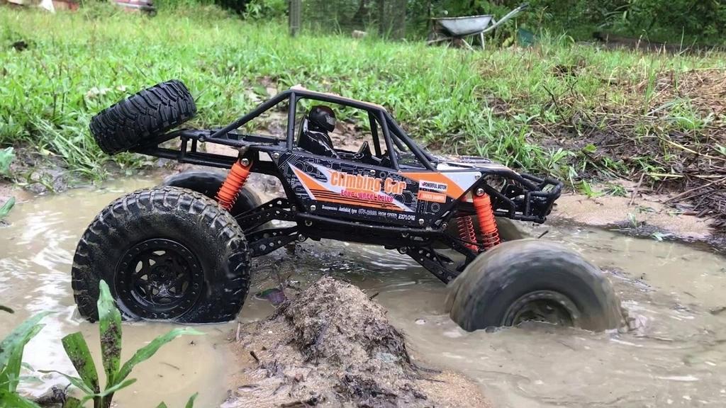 Радиоуправляемый внедорожник RC автомобиль с большим пультом управления 50 см 4x4 на гусеницах