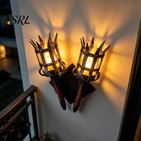Decorative Wall Mounted Torch Medieval Lamp, LED Handheld Light, Retro Realistic Theme Party Decor Flame Light for Halloween Decor, Mardi Gras Secret
