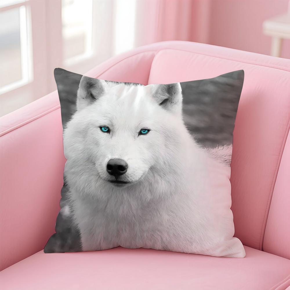 Casual daily Wild Powerful Majestic White Wolf Cushion Cover Linen Pillowcase Cover Soft Decor for Sofa Home Room