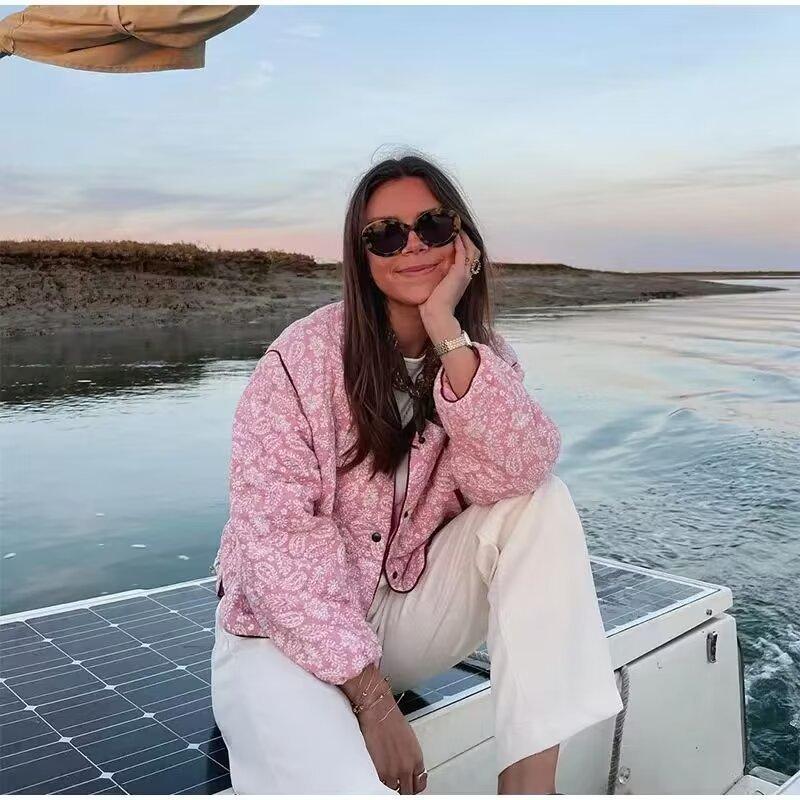 Autumn and Winter Women's Pink Printed Patchwork Jacket Thick Warm Jacket Sweet Pink Printed Cotton Jacket Women's Long Sleeved V-neck Pocket Jacket