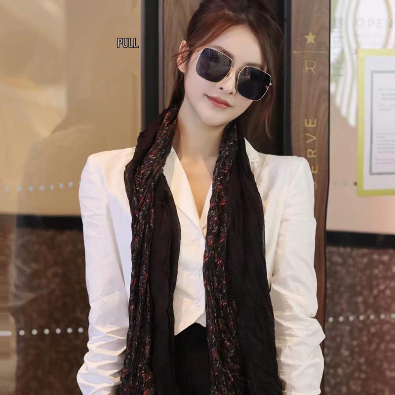 Trendy Gradient Cotton-Linen-Silk Scarf/Shawl for Women - Sun Protection & Dual-Use for All Seasons