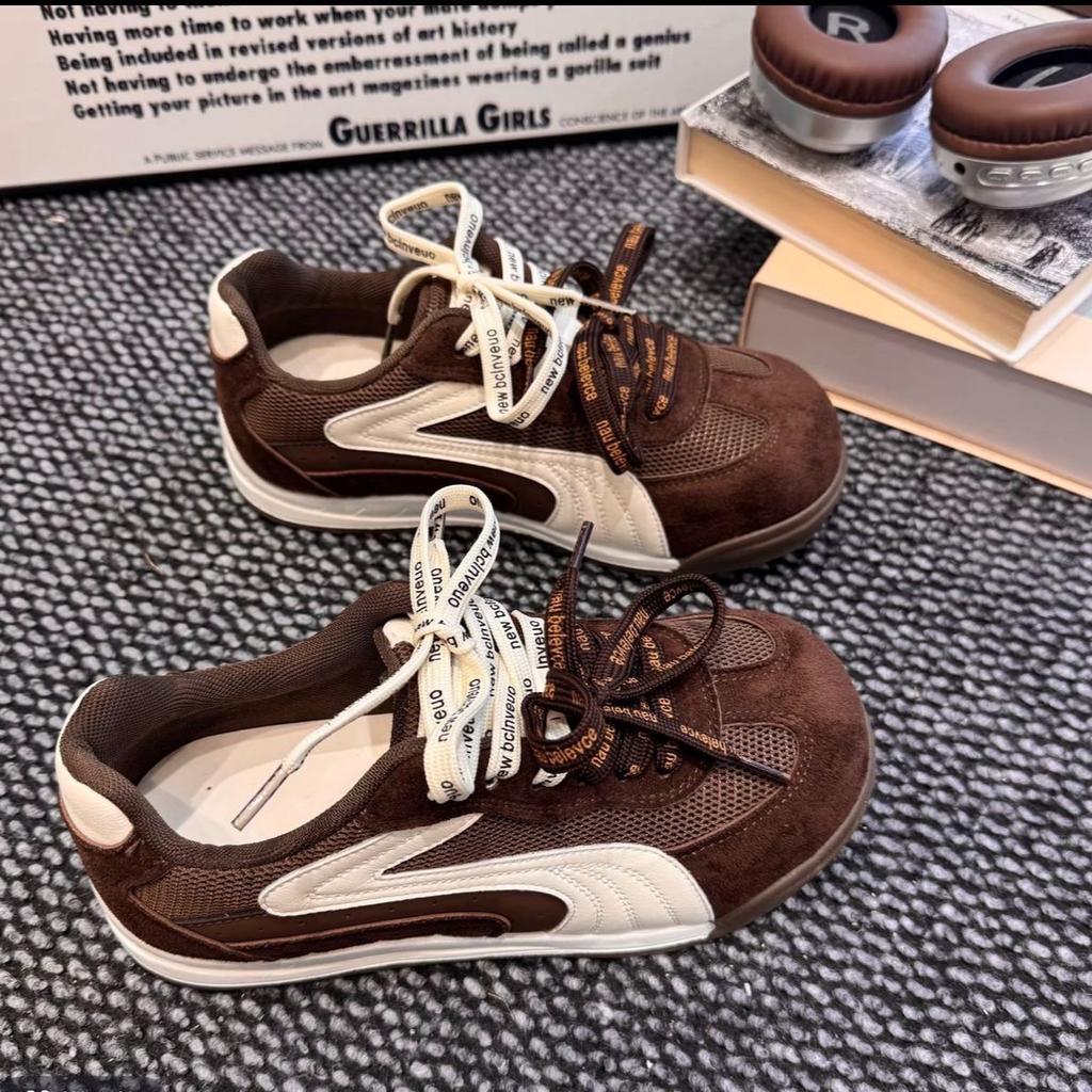 2025 ранняя осень немецкие тренировочные туфли ретро легкие мягкая подошва маленькие спортивные туфли пара шнурков толстая подошва дышащая сетка женские туфли