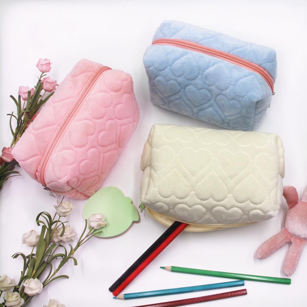 Heart Design Velvet Makeup Pouch With High Capacity For Daily And Travel Use