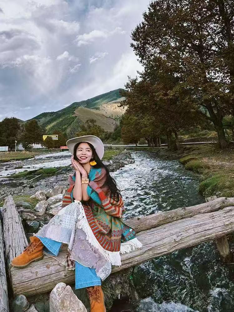 Вязаный шаль-пуловер с этническим узором - Женская теплая накидка для путешествий