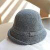 Женская зимняя шляпа-ведро из чистой шерсти, новая, ретро, шляпа-котелок, загнутые поля, подчеркивает лицо, маленькая шляпа-котелок британской леди