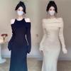 2024 Французское трикотажное облегающее платье с открытыми плечами и юбкой «рыбий хвост» - Женская мода осень/зима