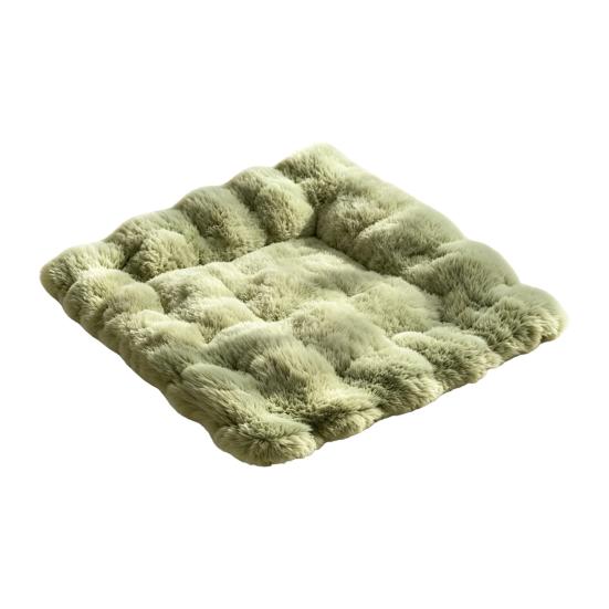 Cozy Pet Bed for Cats Faux Fur Mat, Soft Warm Cat Sleeping Pad with Non-slip Bottom, Plush Mat Kennels Self-Warming Fuzzy Dogs Cats, Machine Washable