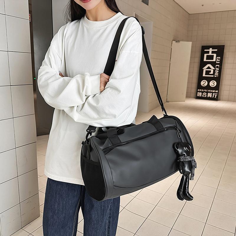 Waterproof Duffle Bag for Travel and Gym with Adjustable Shoulder Strap Large Capacity Sports Weekender Bag