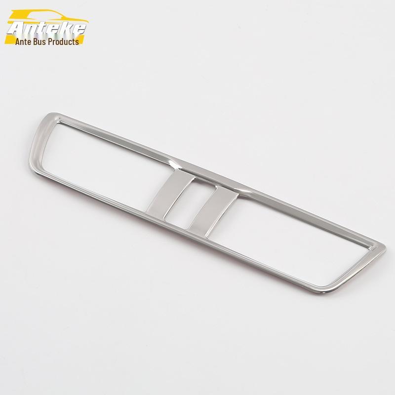 Декоративная рамка воздуховода центральной консоли Mazda 3 (Модель 2017 года)