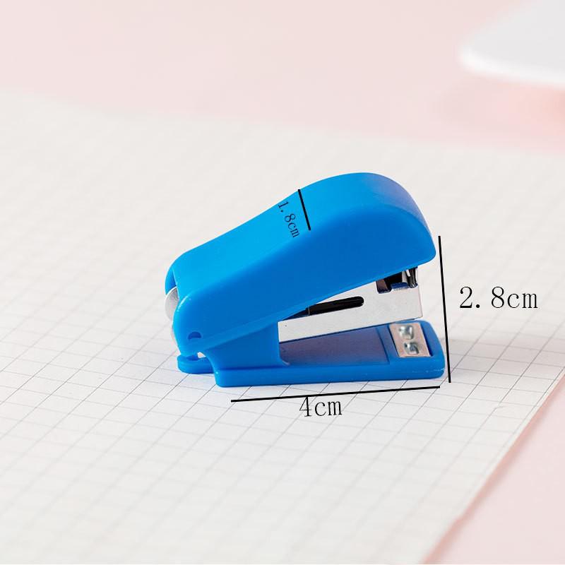 Compact Cartoon Stapler Set with No. 10 Staples, Effort-Saving Design for Students