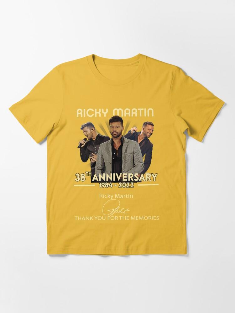 Ricky Martin Rícky MárTin 38th, Anniversary Essential T-Shirt