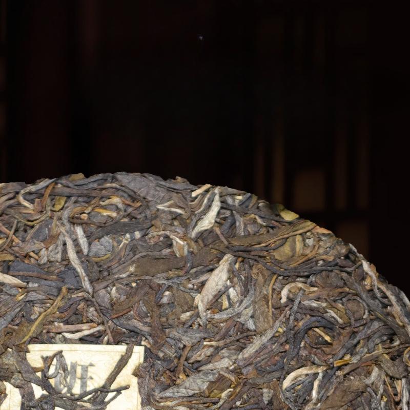 357г Юньнаньский чай Пуэр Баньчжанский королевский пуэр Сырой чайный торт Премиум Пуэр Зеленый чай