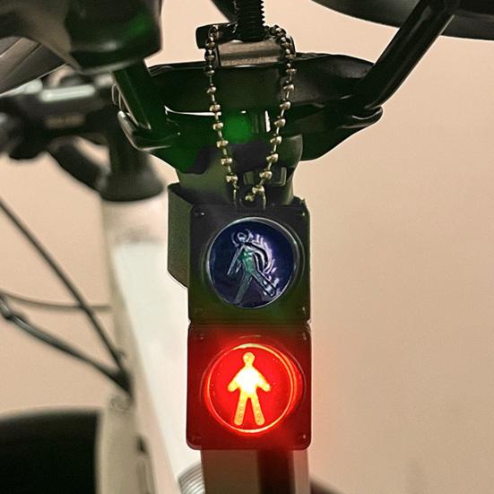 1/2 шт. Мини-светофор брелок электрический миниатюрный дорожный брелок держатель для ключей