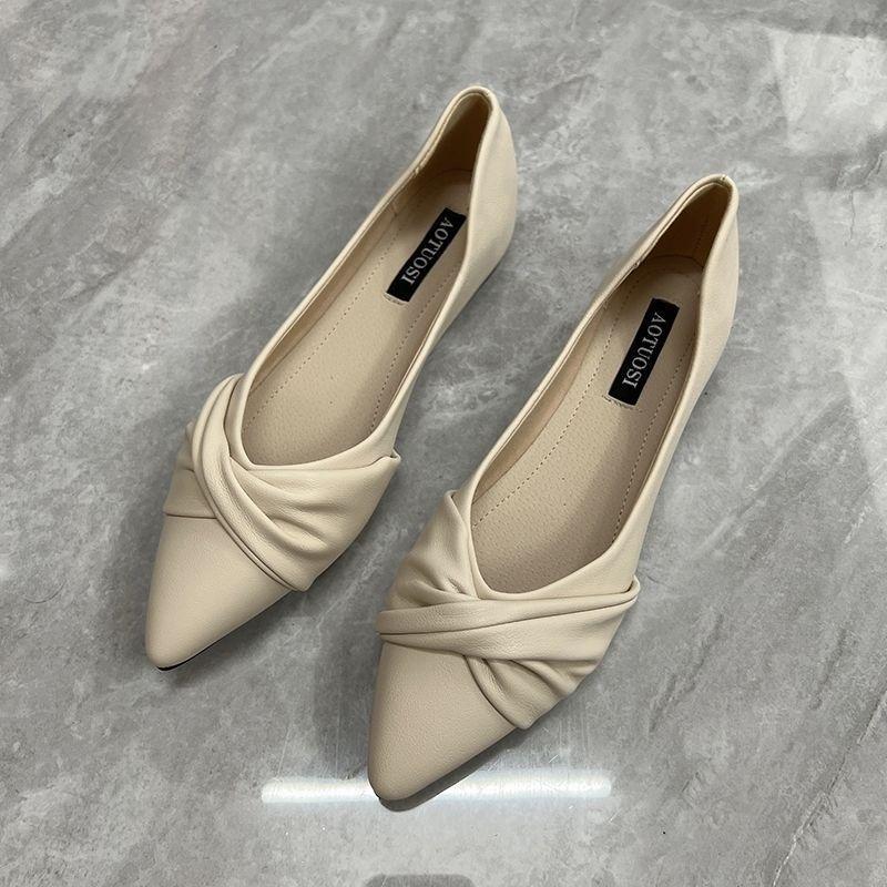 Version Pointed Single Shoes Women's Summer New Spring and Summer Temperament Flat Bottom Nude Shoes Light Mouth Soft Sole